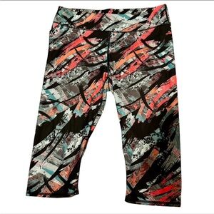 Fabletics Capri Legging Pants Multicolored Large